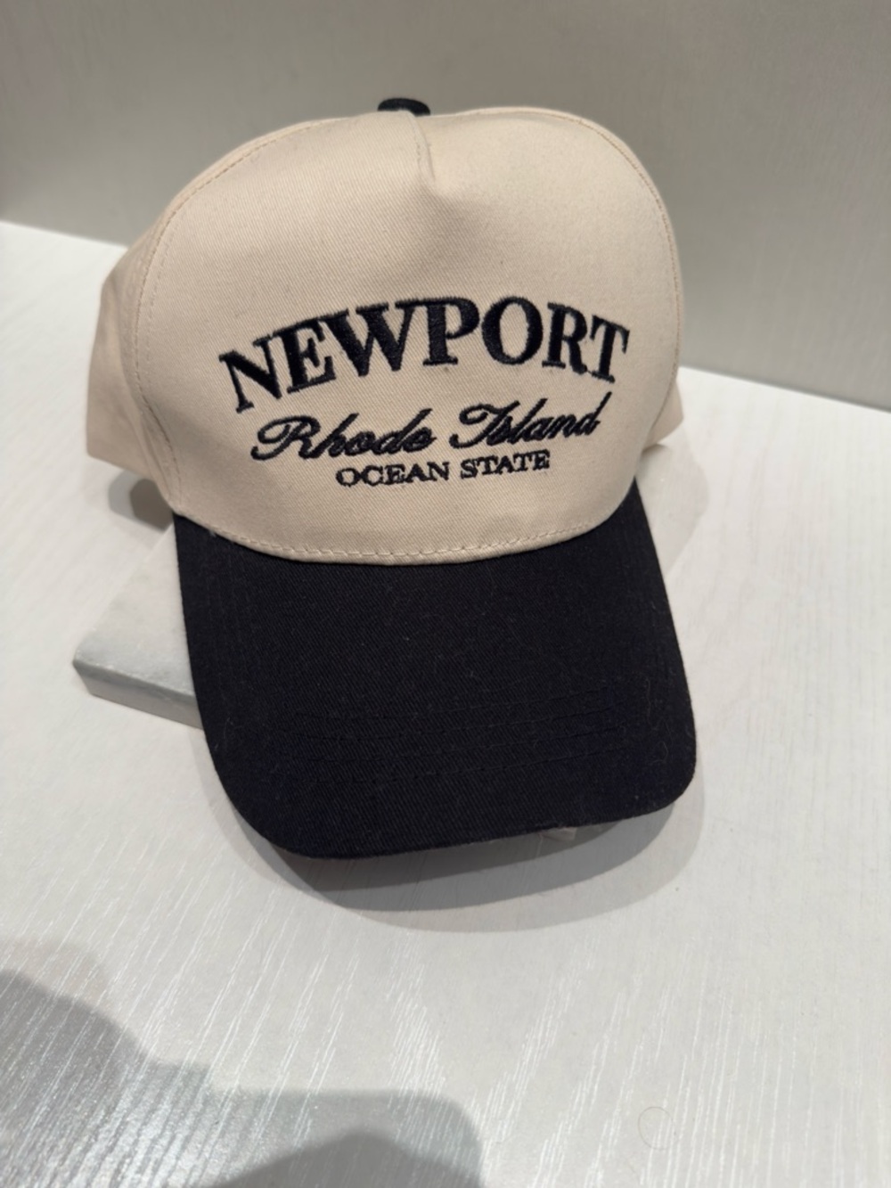 Newport Rhode Island Two-Tone Baseball Cap - Black & Cream 100% Cotton